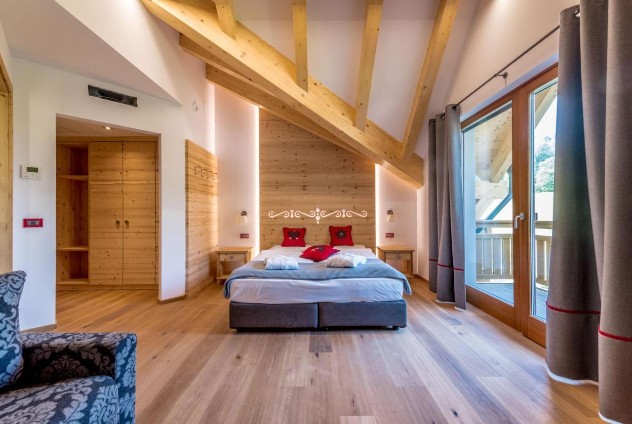 Tevini Dolomites Charming Hotel Commezzadura Esterno foto