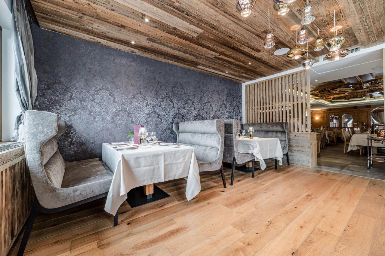 Tevini Dolomites Charming Hotel Commezzadura Esterno foto