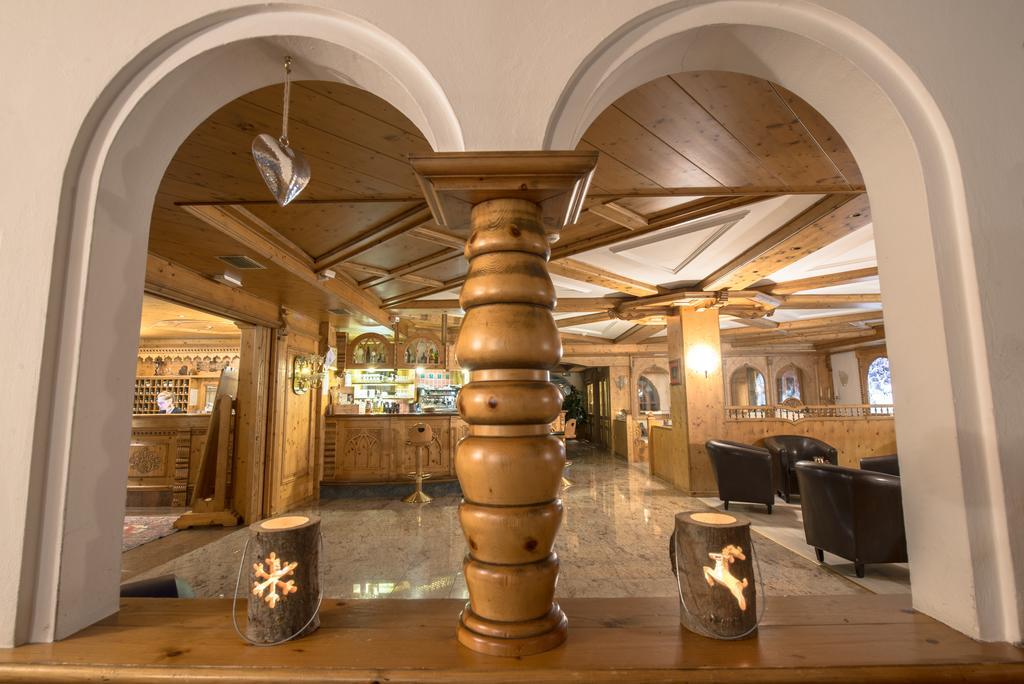 Tevini Dolomites Charming Hotel Commezzadura Servizi foto